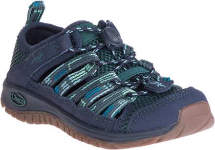 chaco tennis shoes