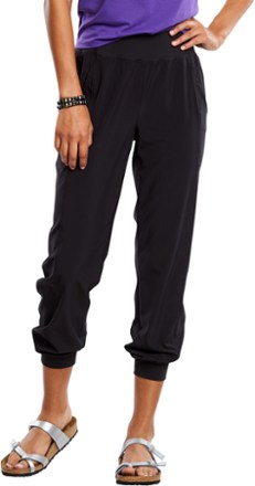 women's arise and align mid rise pants