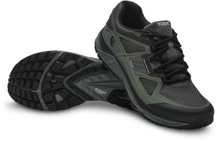 black trail shoes