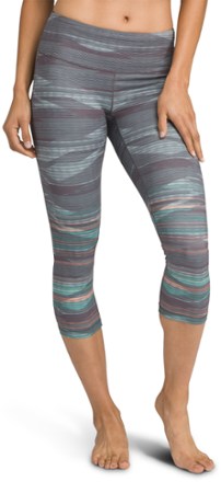Pillar Printed Capri Leggings - Women's