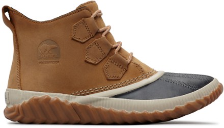 women's bobs desert kiss