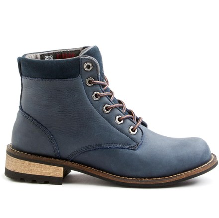 rei women's hiking boots waterproof