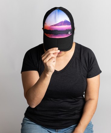 oiselle trucker hat