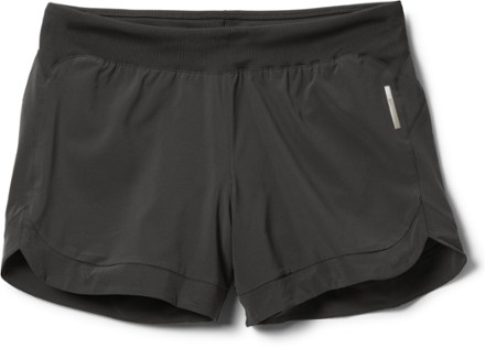 Active Pursuits 4.5" Shorts - Women's