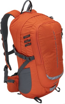 ALPS Mountaineering Hydro Trail 17 Pack 0