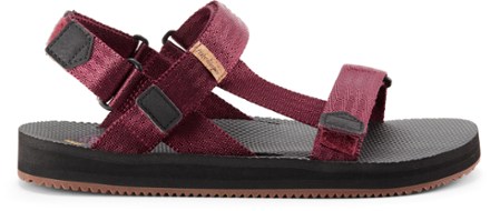 freewaters supreem sandals