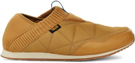 teva camping slippers