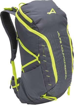 ALPS Mountaineering Canyon 30 Pack