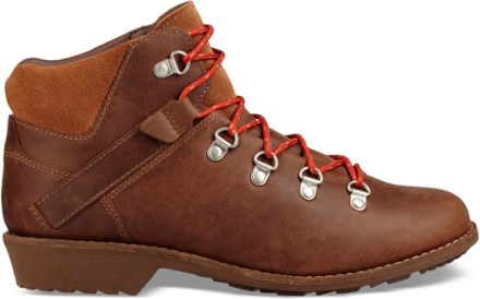 teva delavina low boot