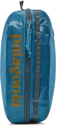 rei patagonia black hole cube