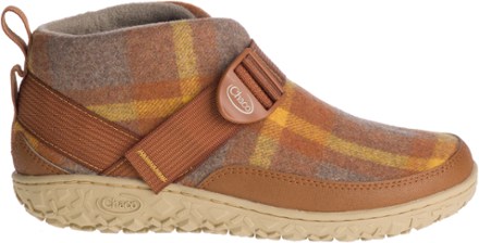 Chaco ramble top plaid