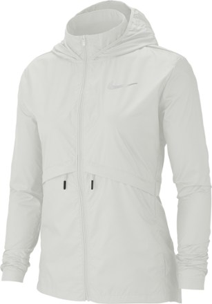 nike essential women's packable running rain jacket