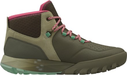 helly hansen hiking boots