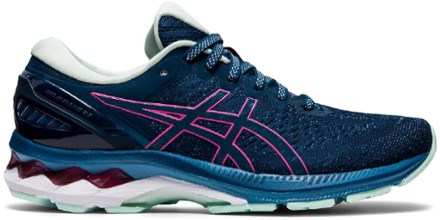 who sells asics sneakers