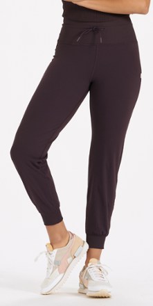 Daily Joggers - Women's