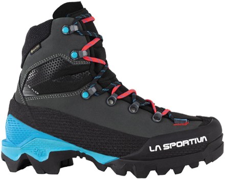 La Sportiva Women's Aequilibrium LT GTX Mountaineering Boots