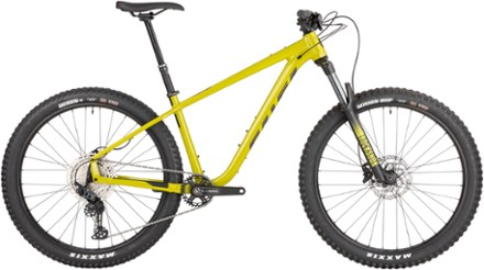 There's a newer version of Salsa Timberjack SLX 27.5+ Bike