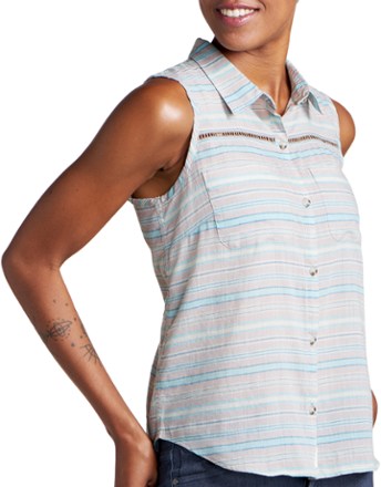 Airbrush Sleeveless Deco Shirt - Women's