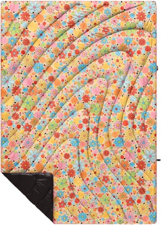 Original Puffy Blanket - Dots and Daisies