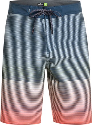 Surfsilk Massive 20" Board Shorts - Men's