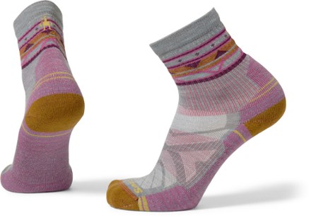 Performance Hike Low Cushion Zig Zag Valley Mid Crew Socks - Women's