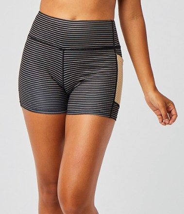 Dana Shorts - Women's