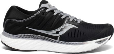 Hurricane 22 Road-Running Shoes - Men's