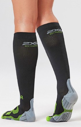 klasselærer petroleum vidnesbyrd 2XU Compression Socks for Recovery - Women's | REI Outlet