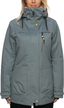 Below is the newest version of 686 Spirit Insulated Jacket - Women's