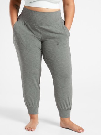 Salutation Jogger Pants - Women's