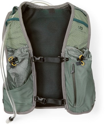 Trail Hydration Vest