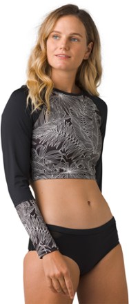 Edge Wave Cropped Sun Top - Women's