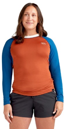 HD Snug Fit Long-Sleeve Rashguard - Women's