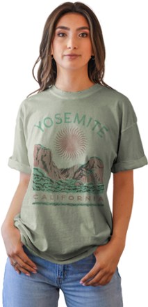 Yosemite Sun Boyfriend T-Shirt - Women's