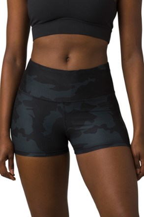 Layna Shorts - Women's