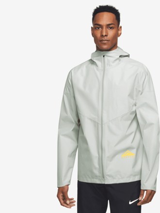 Nike on sale outlet jacket