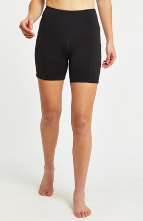 Pocket Jogger Shorts - Women's