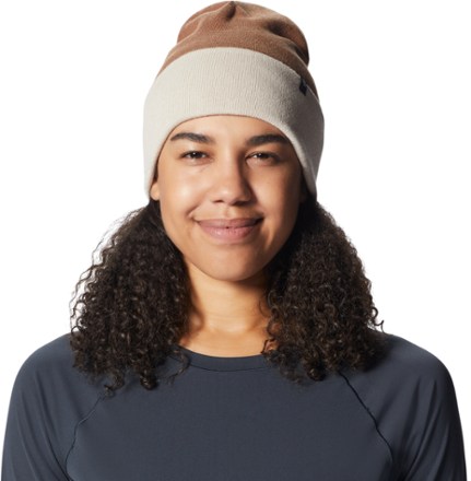 Mountain Hardwear Everyone's Favorite Reversible Beanie 0