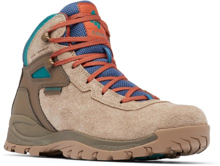 columbia hilltop ridge hiking boots