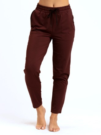 Threads 4 Thought Performance Jersey Joggers - Women's 0