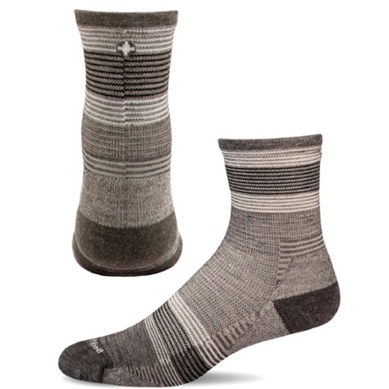 Sockwell Women's Cadence 3/4 Crew Compression Socks