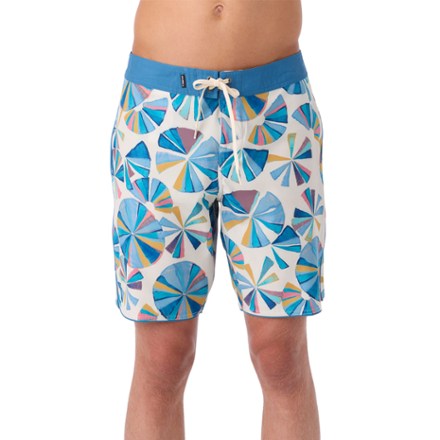 Below is the newest version of O'Neill Hyperfreak Mysto Scallop 19" Board Shorts - Men's