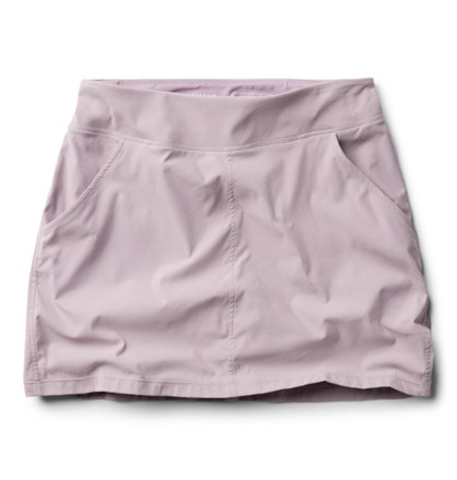 There's a newer version of Mountain Hardwear Dynama Skort