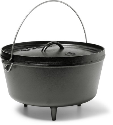 Lodge Cast Iron 2 Quart Camp Dutch Oven