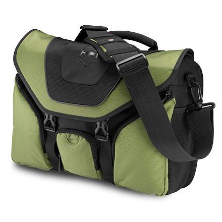 victorinox messenger
