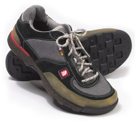 north face mountain sneakers