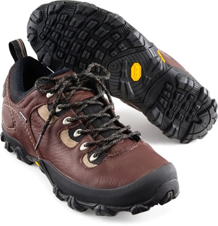 patagonia hiking boots