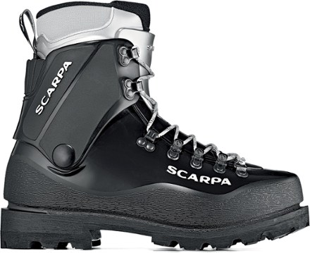 best mountain climbing boots