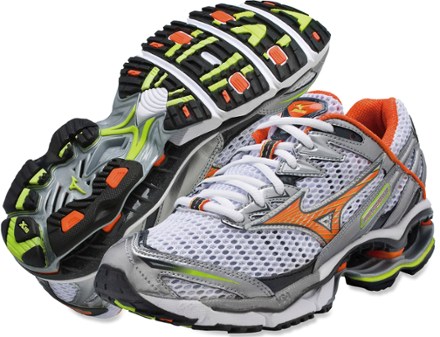 mizuno wave creation 10