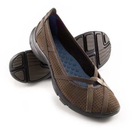 clarks privo berry black